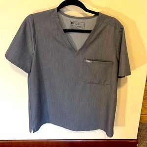 Women’s large one pocket Catarina scrub top in charcoal